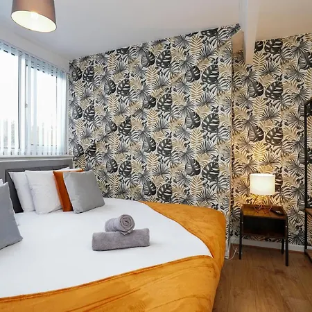 شقة 3 Bedroom Stylish Free Parking Contractor Leisure *