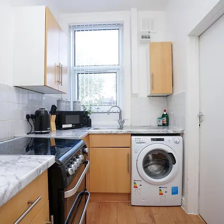 3 Bedroom Stylish Free Parking Contractor Leisure شقة *